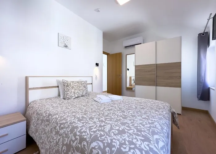 Casa Flores Casa de Férias